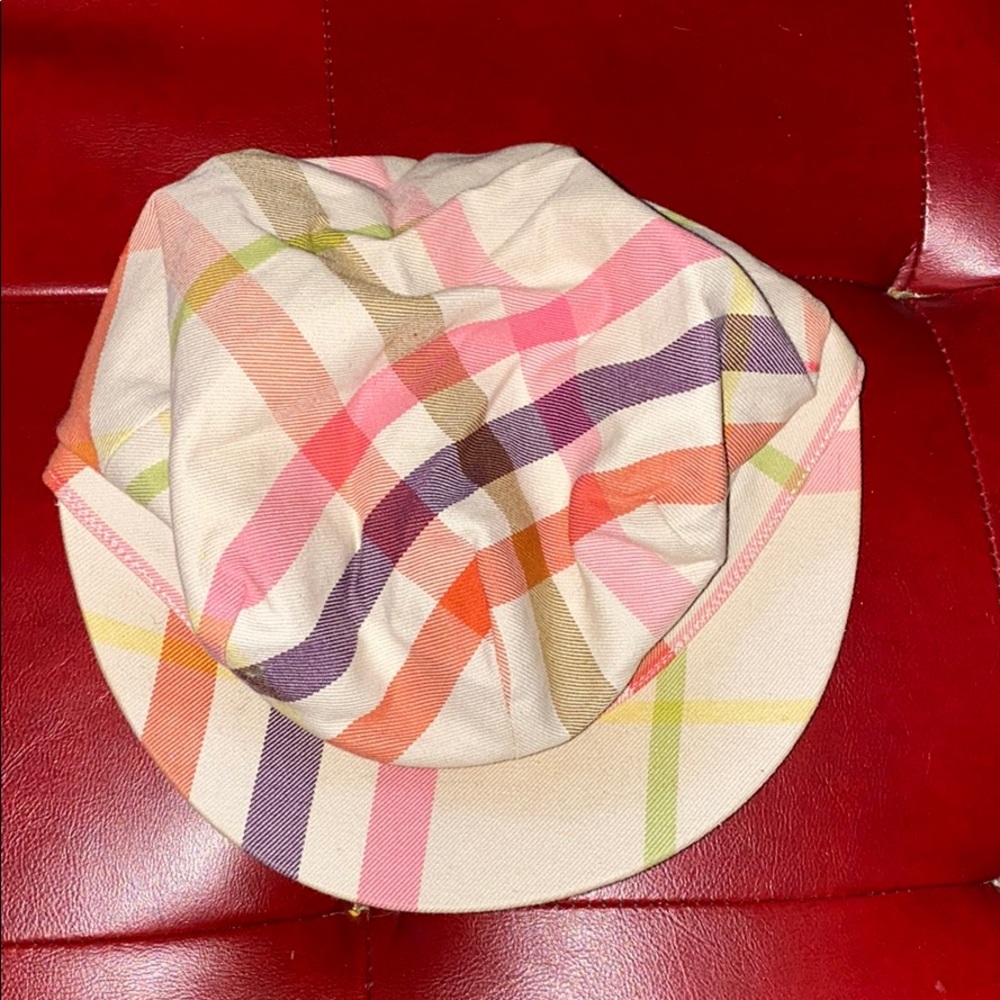 Burberry plaid pastel color hat💜💜